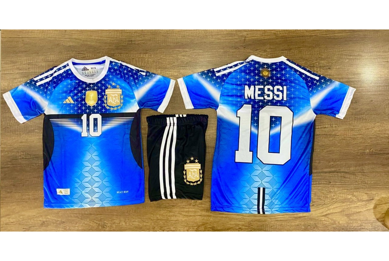 8221 Детски футболен комплект Inter Miami MESSI 10